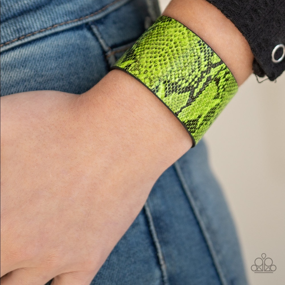 “Green Python Print Bracelet” - Picture 2 of 2